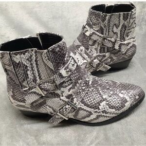 Jane and The Shoe Cindy Snake Print Studded Western Ankle Boots Size 6.5